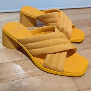 NWT Camper | Kiara Crossover-strap Sandals In Orange (38/7.5)